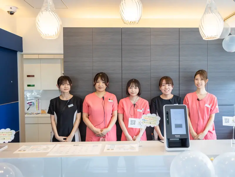 スタッフチーム