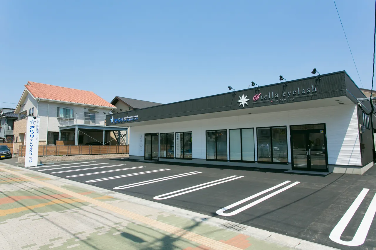 外観・駐車場
